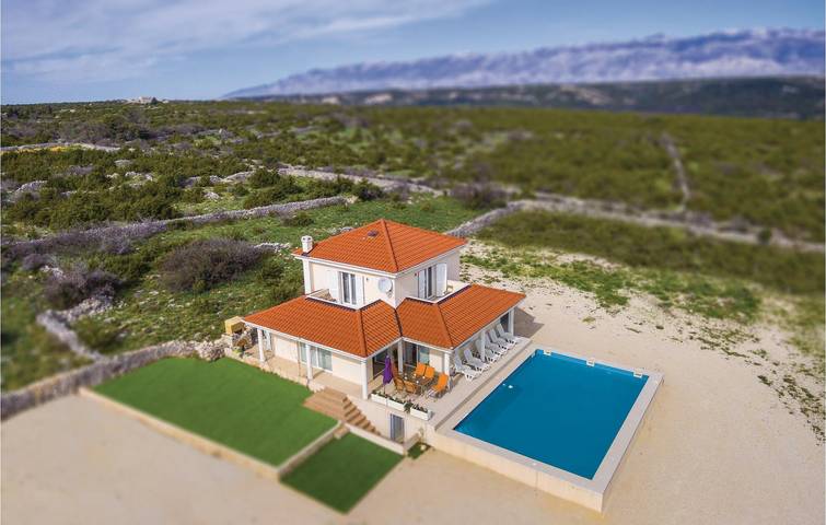 Ferienhaus für 8 Personen, mit Terrasse, mit Haustier in Novalja