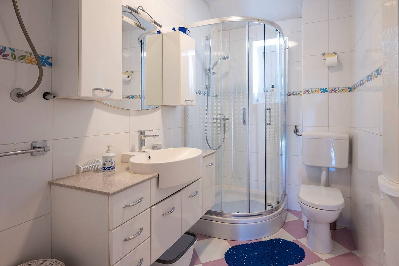 Ganze Wohnung, 2-Bedroom Holiday Apartment Ida - Trpanj in Trpanj, Dubrovnik-Neretva