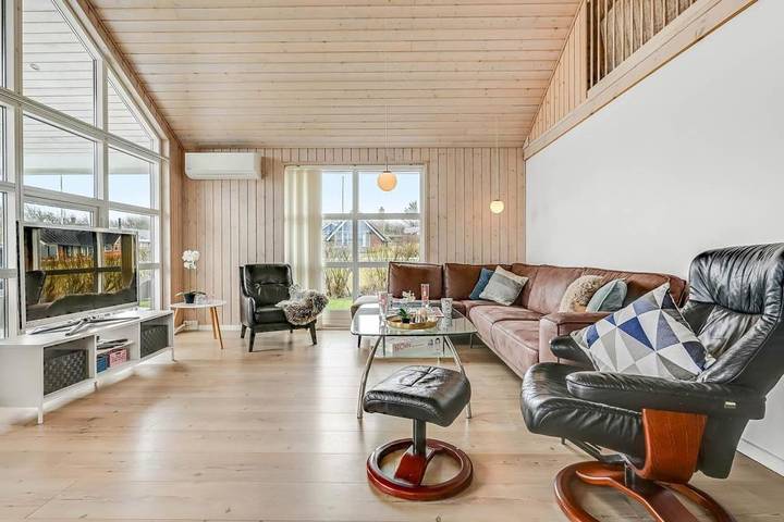 654 in Underbjerg, Limfjord in Westjütland