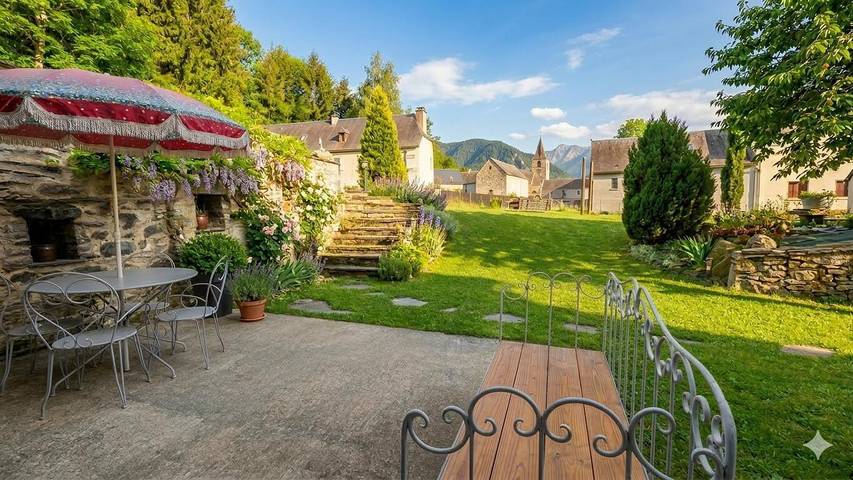 Gîte pour 2 personnes, avec jardin à Bazus-Aure - 3