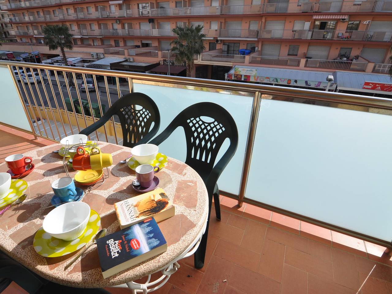 Ganze Wohnung, Gemütliche Wohnung nur 50m vom Strand in Roses, Costa Brava! 2 Schlafzimmer, Terrasse, Sat-Tv. Buchen! in Santa Margarida, Roses