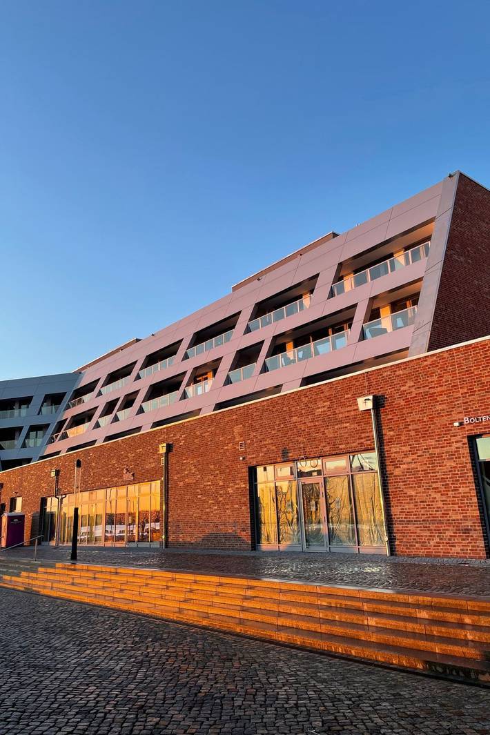 Ferienwohnung für 5 Personen, mit Terrasse und Seeblick in Wismar