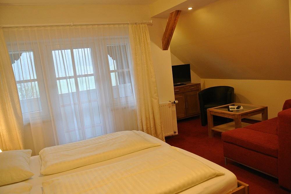 Gasthof Kirchenwirt - Doppelzimmer 3 in Dachsteingebirge, Gosau