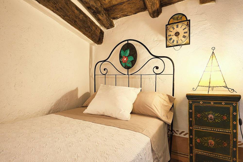 Casa de vacaciones \"Els Mossos, El Reixac Casa Rural\" con vistas a la montaña in San Juan de las Abadesas, Pirineo Catalan