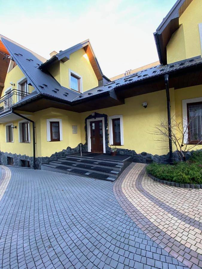Apartament wakacyjny dla 10 osób, z basen i ogród oraz widok - 1