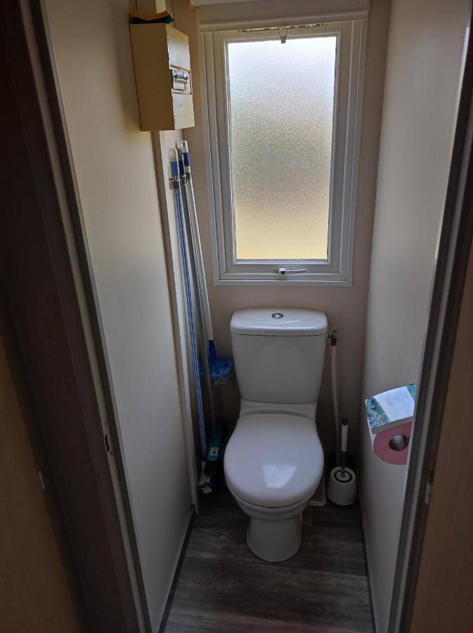 Camping pour 6 personnes, avec piscine et jardin dans Plage de l'Espiguette - 3