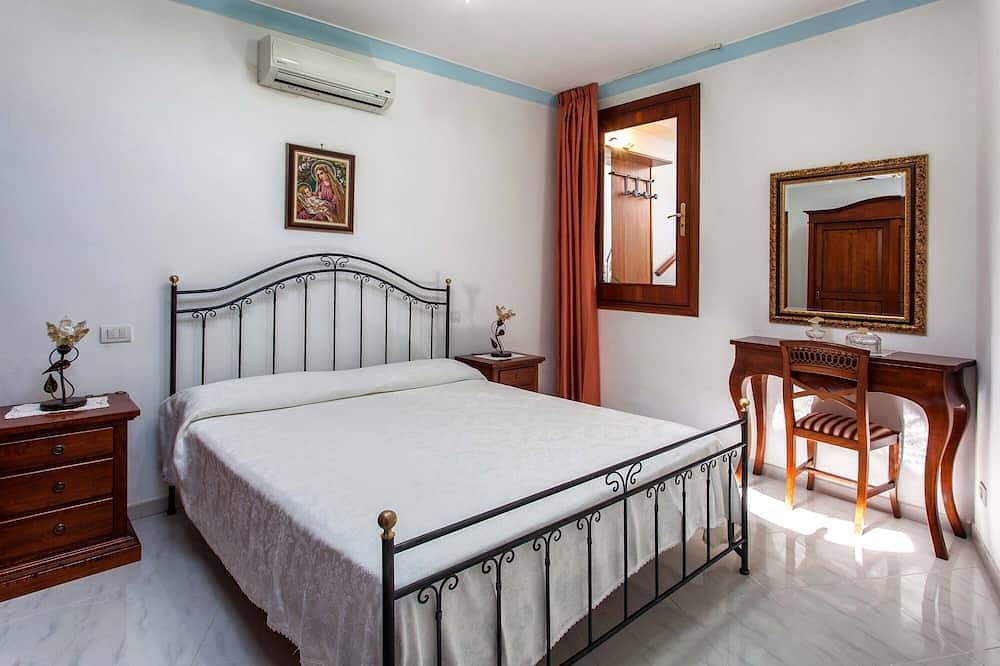 Appartamento con vista Mozzafiato, Vasca Idromassaggio e Solarium in Furore, Costiera amalfitana