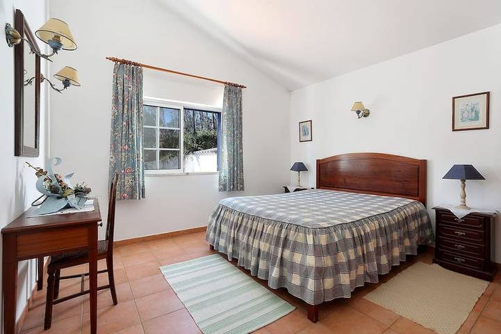 Location de vacances pour 6 personnes, avec jardin et terrasse, animaux acceptés à Monchique - 2