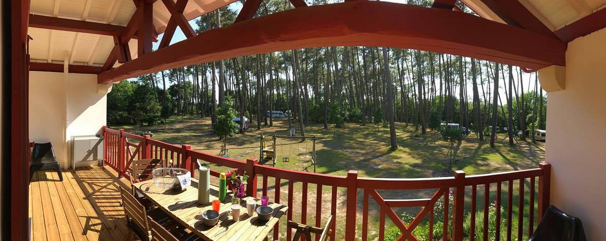 Chambre d’hôte pour 4 personnes, avec Terrasse et Jardin