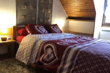 Gîte pour 4 personnes, avec balcon, animaux acceptés dans Mont Lozère et Goulet