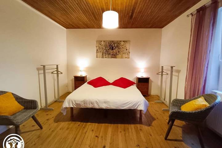 Location de vacances pour 9 personnes, avec jardin à Dégagnac - 2