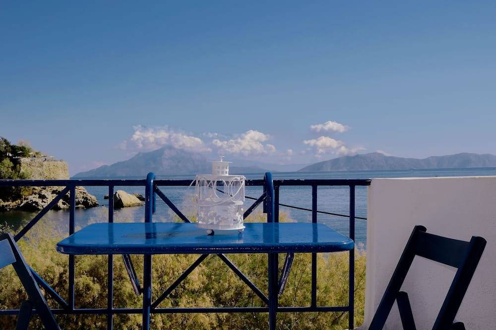 Ganze Wohnung, Alkistis Cozy By The Beach Apt auf der Insel Ikaria, Therma 1. Etage in Ikaria