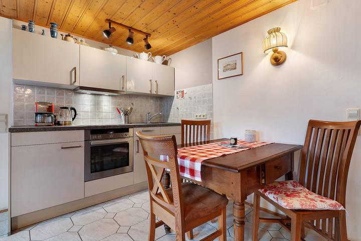 Appartement entier, Appartement 'Am Rebhang' avec terrasse privée, jardin et Wi-Fi in Sasbachwalden, Forêt-Noire centrale