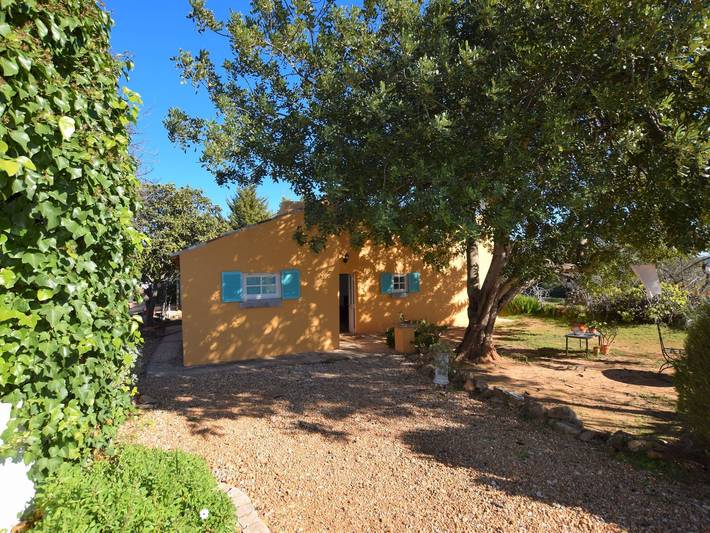 Casa de campo para 2 pessoas, com Terraço e Jardim e ainda Piscina and Vista no Algarve