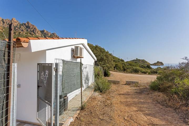 Casa vacanza per 4 persone, con giardino in Tertenia