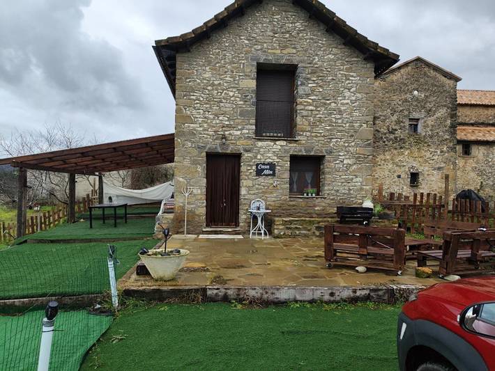 Location de vacances pour 4 personnes, avec piscine et jardin, adapté aux familles à Sabiñánigo - 3