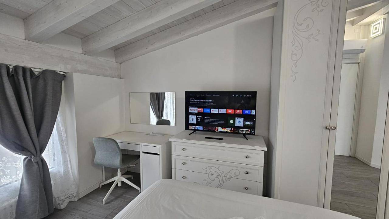 Superior Chalet in Verona, Gardasee-Berge