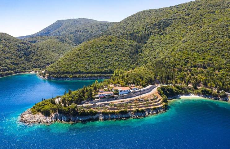 Villa voor 4 personen, met tuin en uitzicht in Ithaka