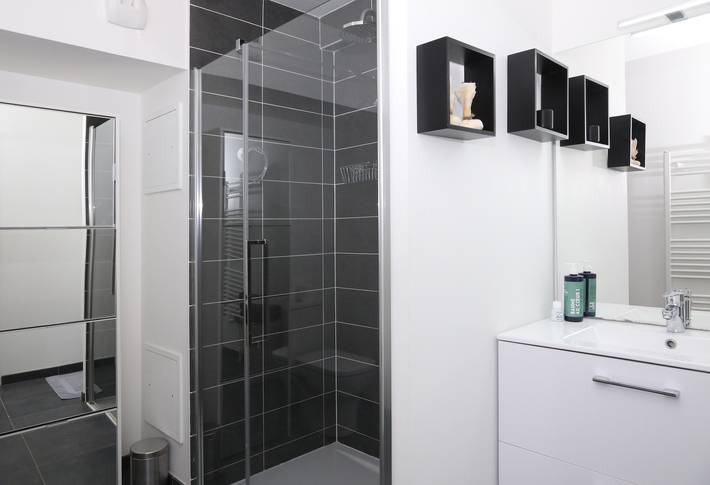 Apartamento entero, Casa Verde jardin, privée parking gratuit, 2 pers in Senlis, Río Oise