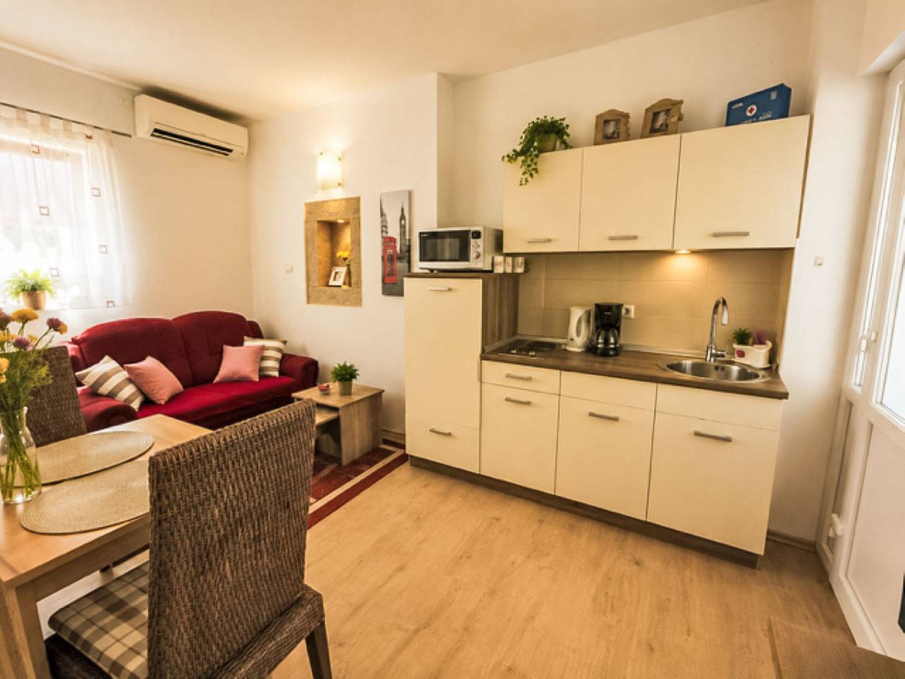 Ganze Wohnung, Appartement Silvy 3 in einem Steinhaus im istris in Grad Poreč, Porec und Umgebung