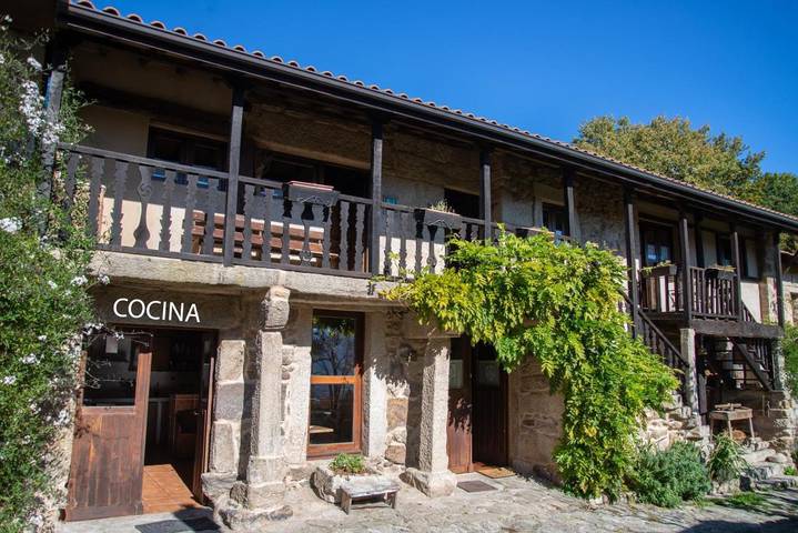 Casa rural para 4 personas, con vistas y jardín, Se admiten mascotas en Provincia de Orense - 2