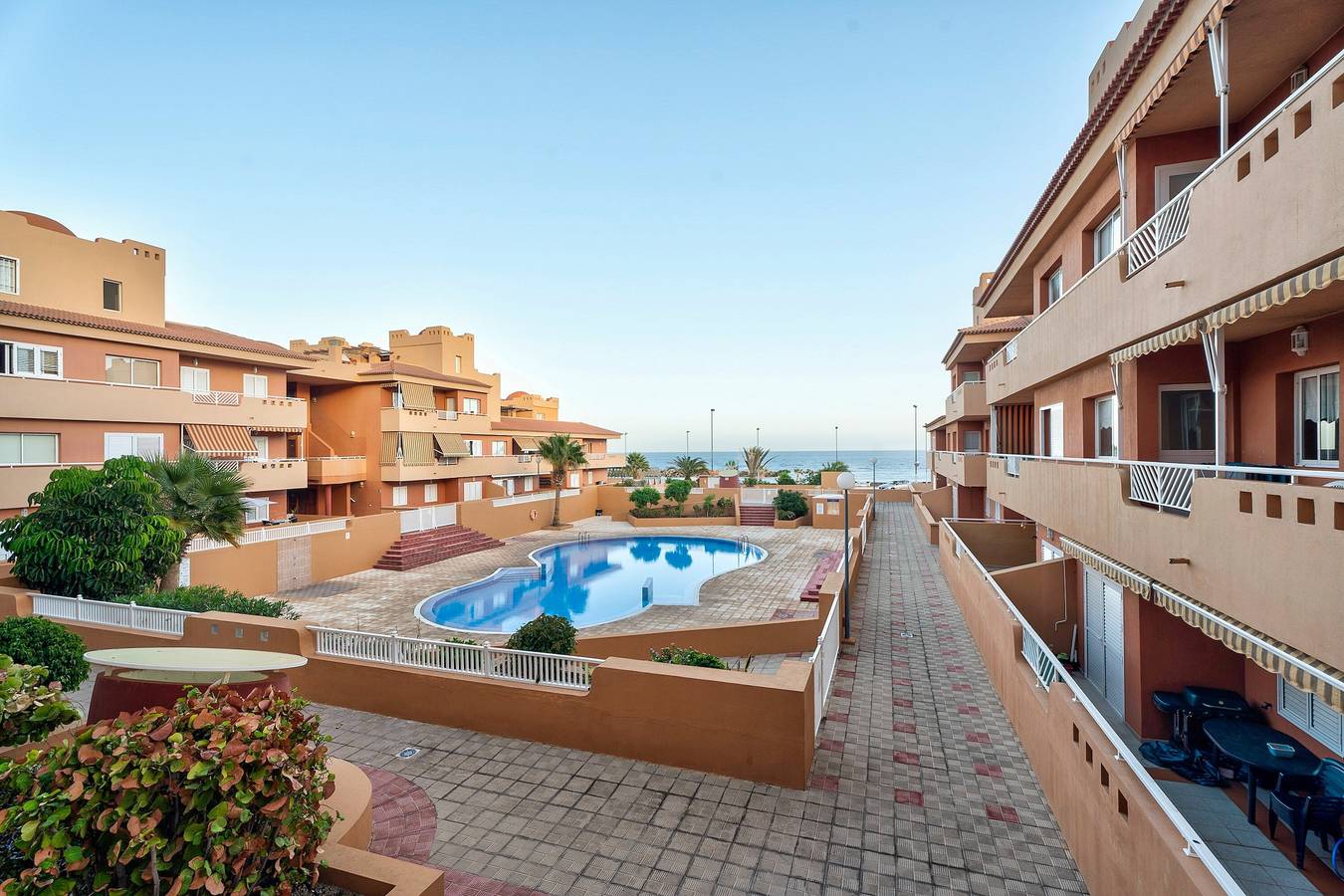 Apartamento entero, Vacaciones 'La Gomera' con vistas al mar, piscina compartida y Wi-Fi in Puertito de Güímar, Güímar