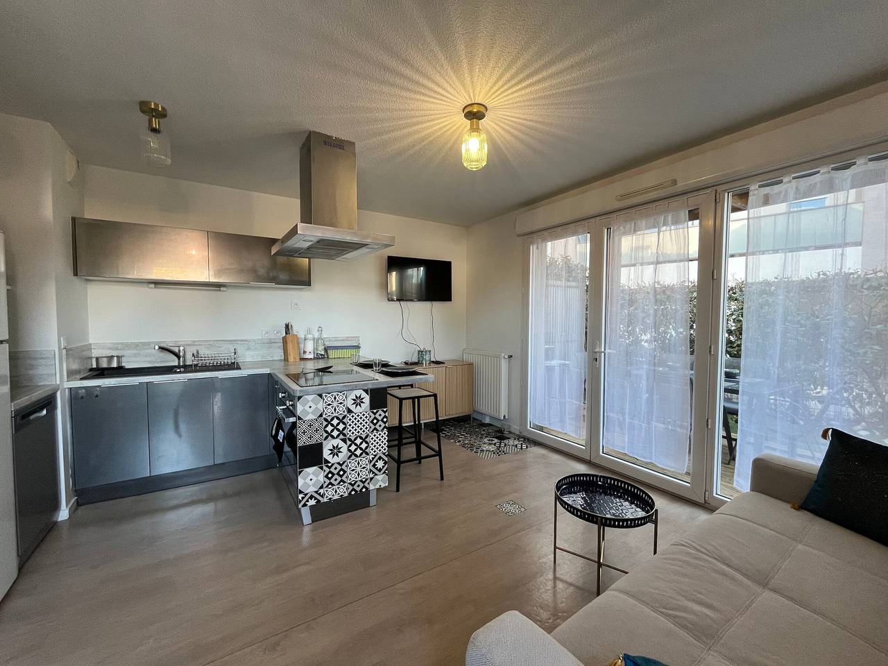 Appartement entier, T3 Duplex La Teste, Terrasse, Parking Privé in La Teste-de-Buch, Région d'Arcachon