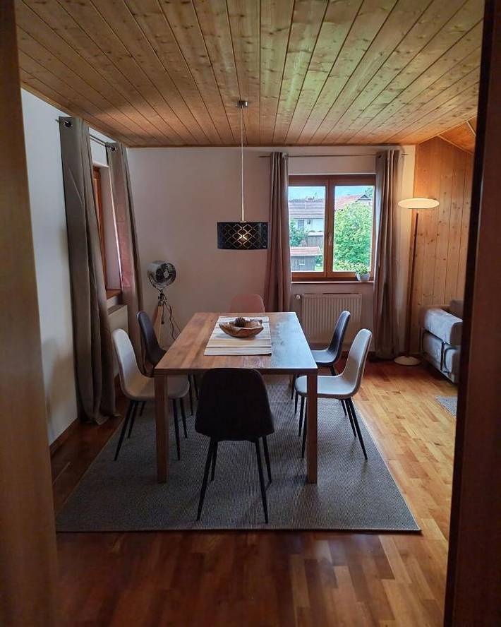 Ferienwohnung für 5 Personen, mit Balkon und Terrasse sowie Ausblick in Burggen - 4
