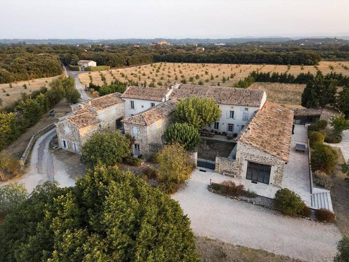 Maison d’hôte pour 2 personnes, avec piscine ainsi que jardin et terrasse