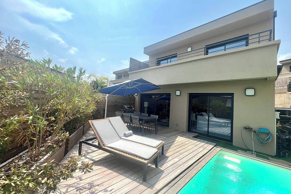 Villa avec piscine privative, proche de la plage de Favone in Favone, Conca