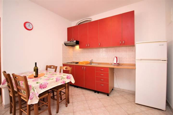 Ferienwohnung für 5 Personen, mit Balkon/Terrasse in Baska