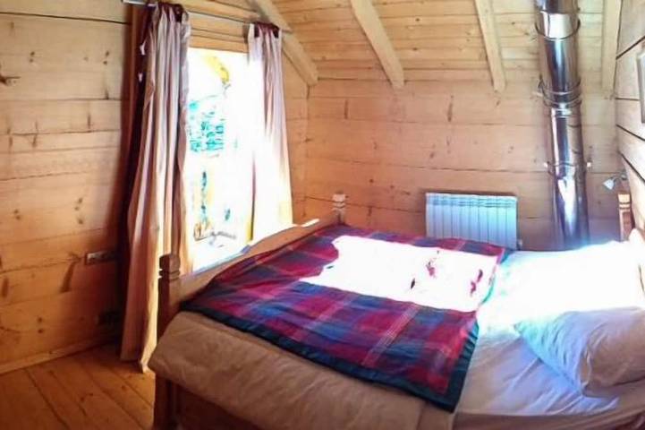 Gîte pour 11 personnes, avec balcon et jacuzzi dans Office De Tourisme De Vars - 3