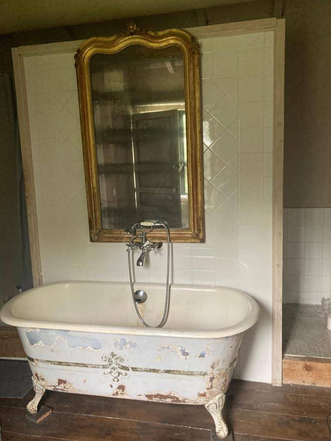 Chambre d’hôte pour 2 personnes, avec vue ainsi que jardin et piscine, animaux acceptés à L'Isle-sur-la-Sorgue - 2