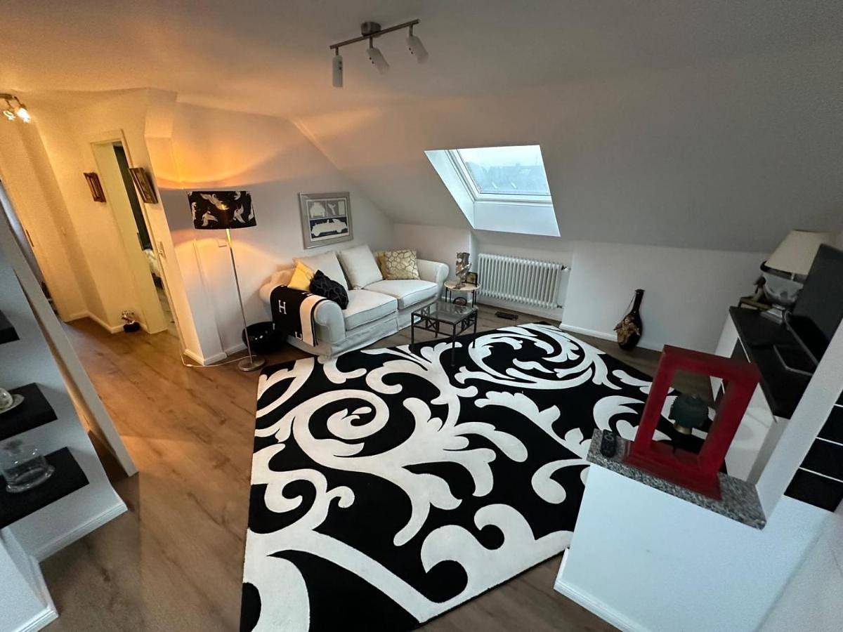 Ganze Wohnung, One-Bedroom Apartment in Gütersloh, Nordrhein-Westfalen