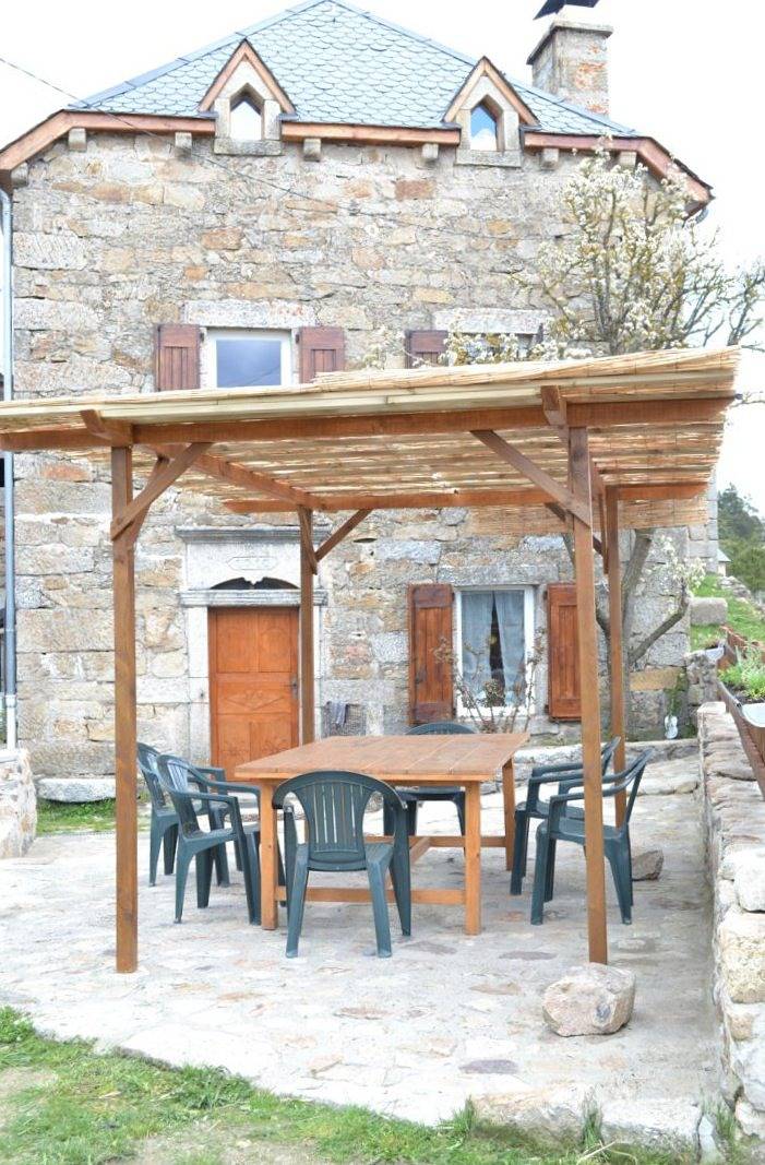 Gîte pour 12 personnes, avec jardin et terrasse