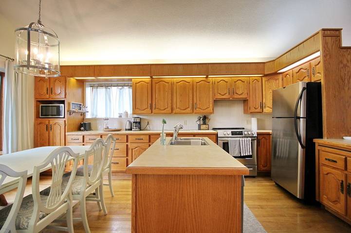 Waterfront Family Getaway | Beach Access | Pet Friendly | Walk along Boardwalk in Sylvan Lake