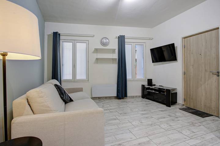 Gîte pour 2 personnes, avec jardin, adapté aux familles à Perpignan - 2