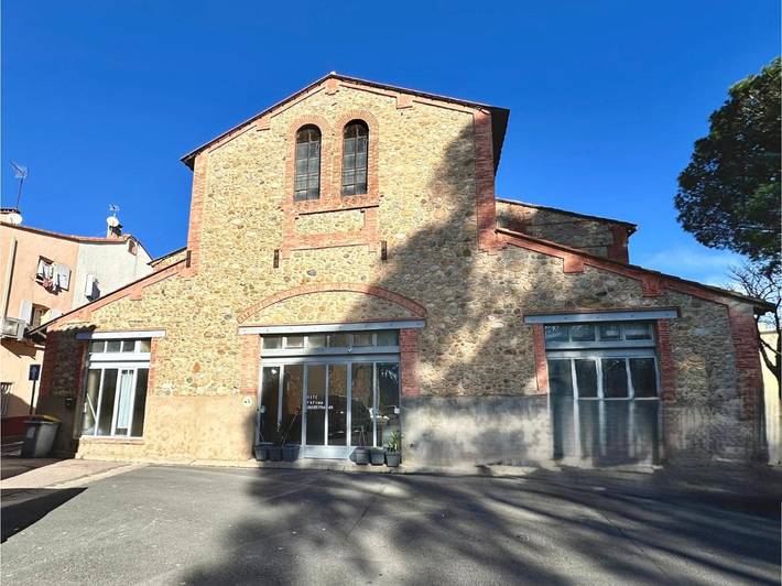 Maison d’hôte pour 17 personnes, avec jacuzzi et balcon à Théza