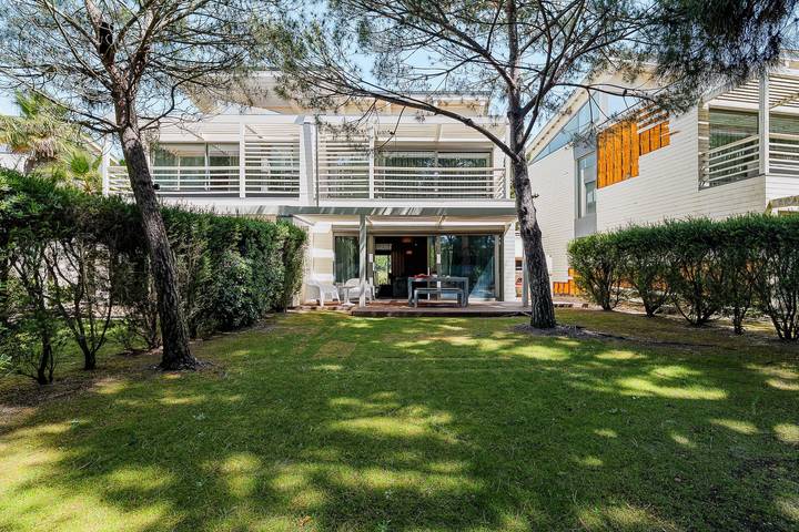 Casa de férias para 6 pessoas, com Varanda e Jardim na Costa de Galé