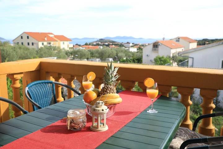 Ferienwohnung für 2 Personen, mit Garten und Balkon - 1
