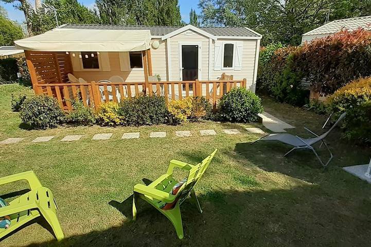 Camping pour 6 personnes, avec Jardin et Piscine à Carnac