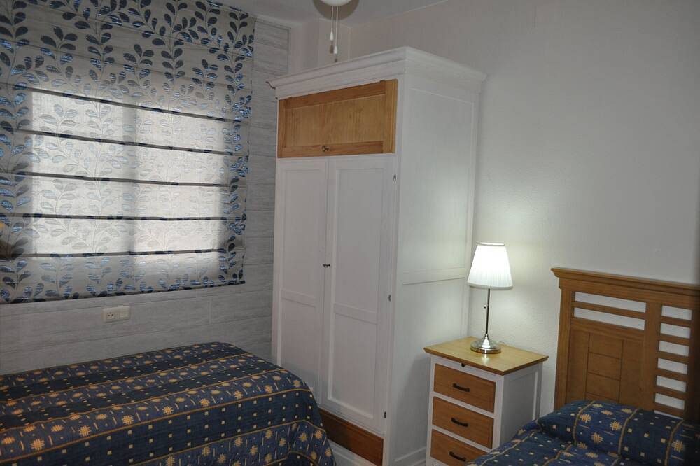 Entire apartment, Apartment Pinares del Portil, Air conditioning & Wifi in Playa Nueva Umbría, El Portil