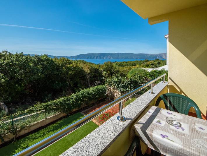 Ferienwohnung für 4 Personen, mit Balkon und Garten in Pinezici - 2