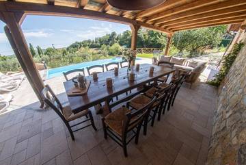 Villa for 8 Guests in Parrano, Terni Province, Picture 3