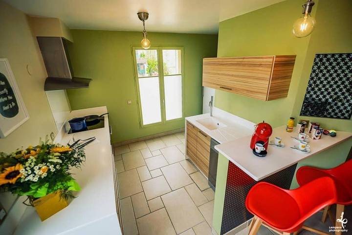 Location de vacances pour 12 personnes, avec terrasse et piscine à Troyes - 3