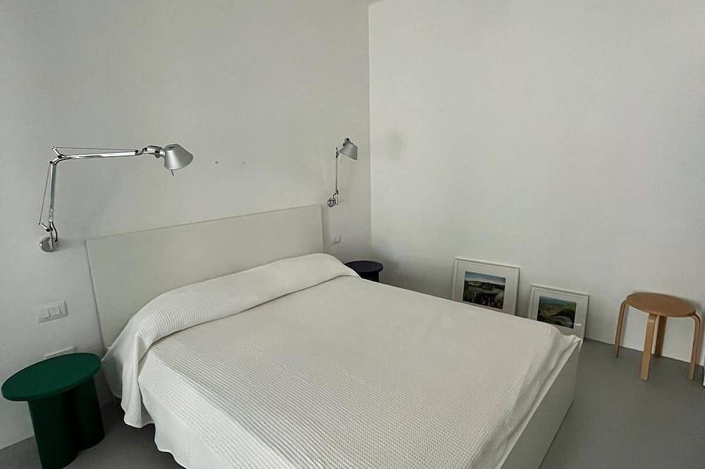 Entire apartment, House on three levels in the historic center, in the center of the Itria Valley. in Putignano, Bari Province