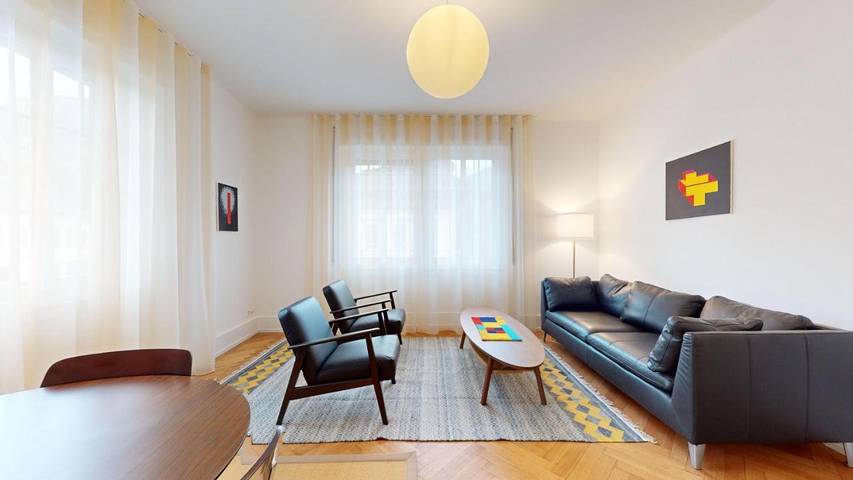 Gîte pour 3 personnes, avec balcon à Sierre - 2