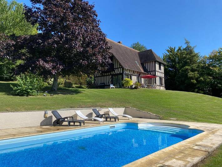 Maison de vacances pour 11 personnes, avec Balcon et Terrasse ainsi que Jardin et Piscine