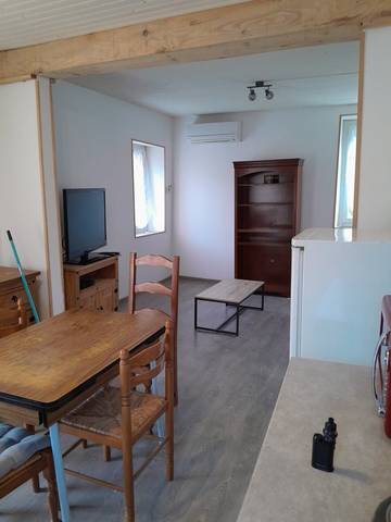 Gîte pour 4 personnes, avec balcon à Laval-Pradel
