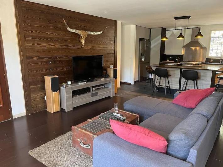 Maison de vacances pour 6 personnes, avec Jacuzzi et Terrasse ainsi que Jardin et Vue